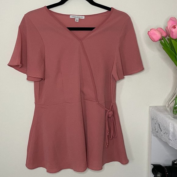 Flutter Sleeve Tie Front Top - Picture 1 of 2